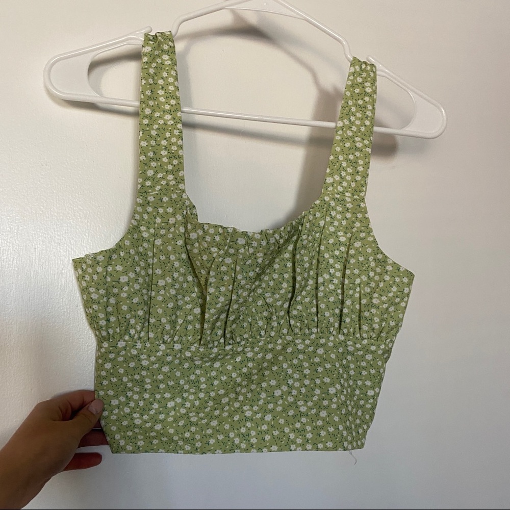 Green crop top